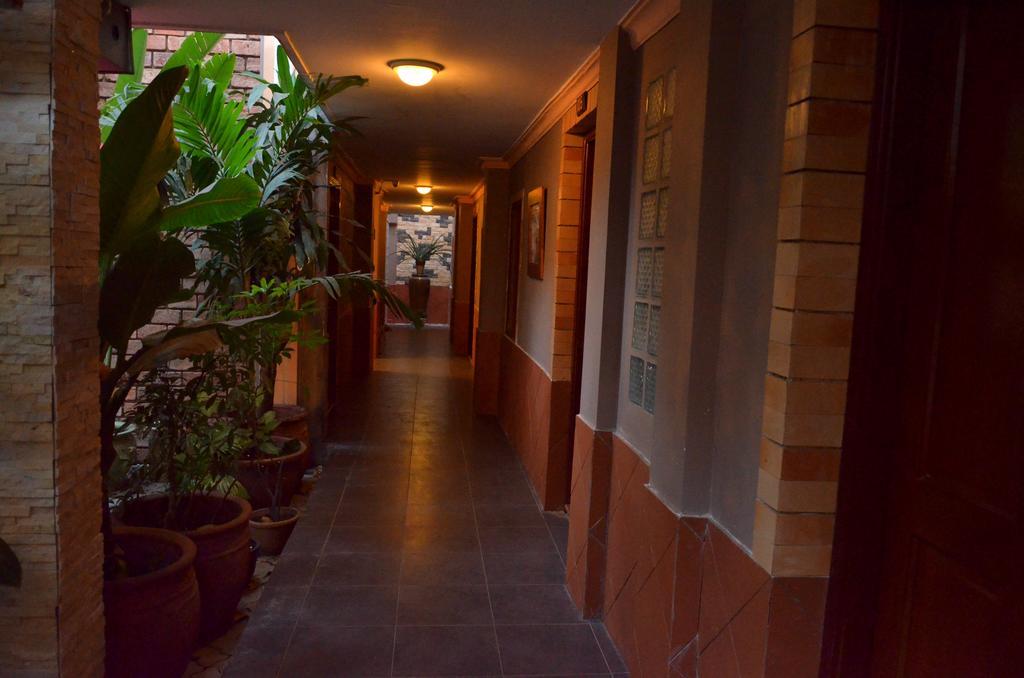 Vien Ngoc Xanh Hotel 1 Ho Chi Minh City Exterior photo