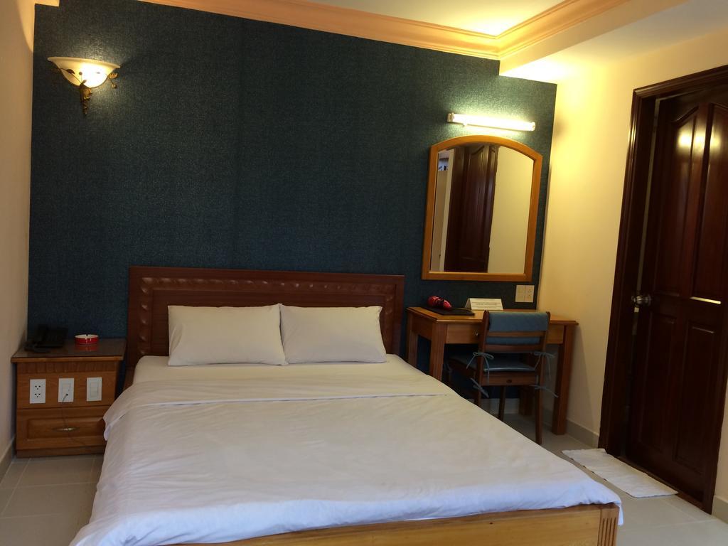 Vien Ngoc Xanh Hotel 1 Ho Chi Minh City Exterior photo