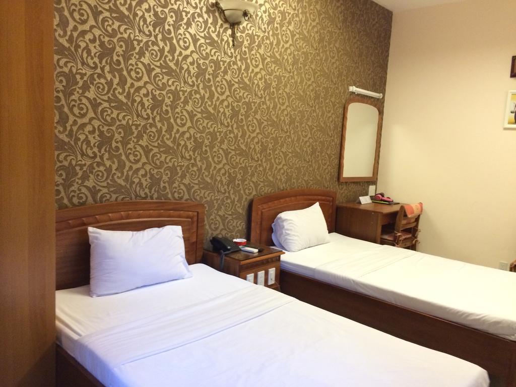 Vien Ngoc Xanh Hotel 1 Ho Chi Minh City Exterior photo