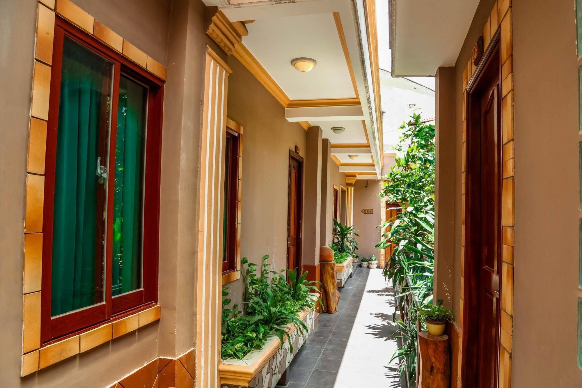Vien Ngoc Xanh Hotel 1 Ho Chi Minh City Exterior photo
